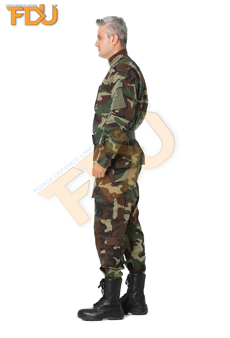 FDU-2054%20Soldier%20Camouflage%20Suit