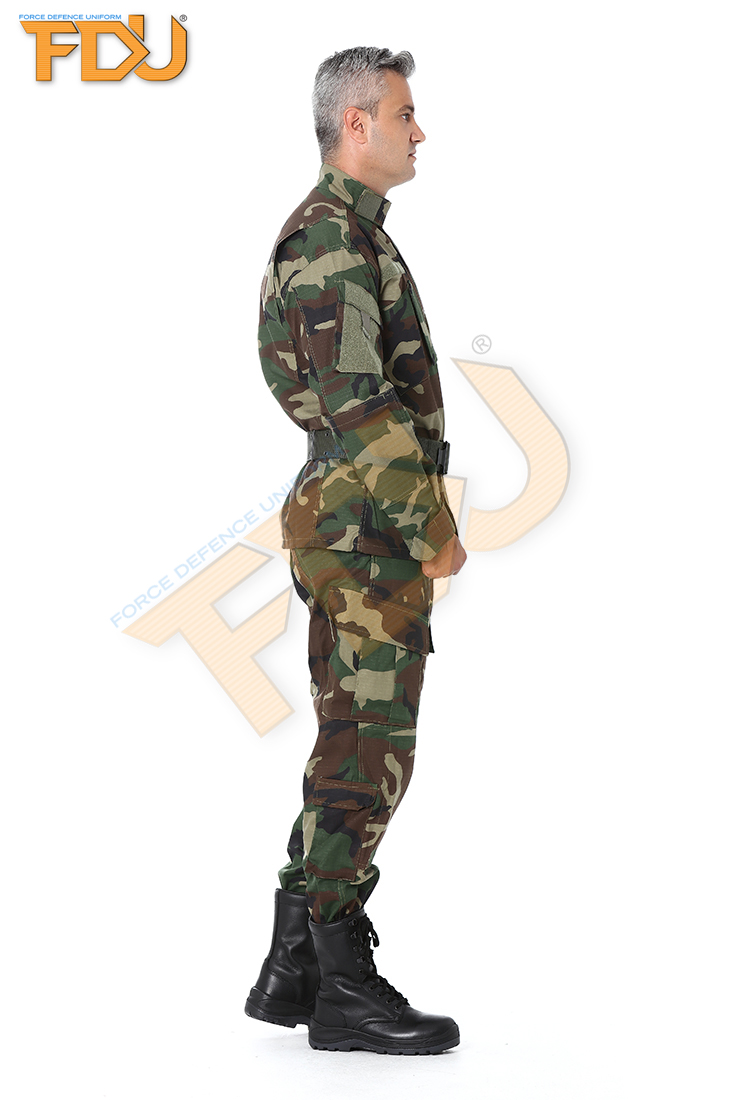 FDU-2054%20Soldier%20Camouflage%20Suit