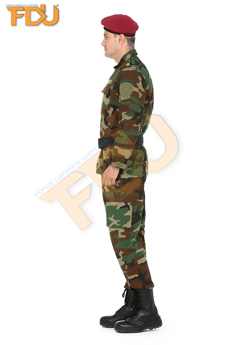 FDU-2061%20Soldier%20Camouflage%20Suit