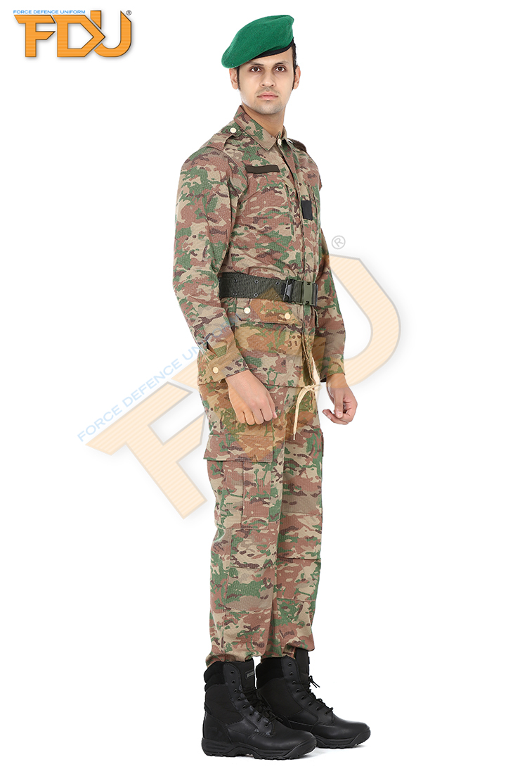 FDU-2067%20Soldier%20Camouflage%20Suit