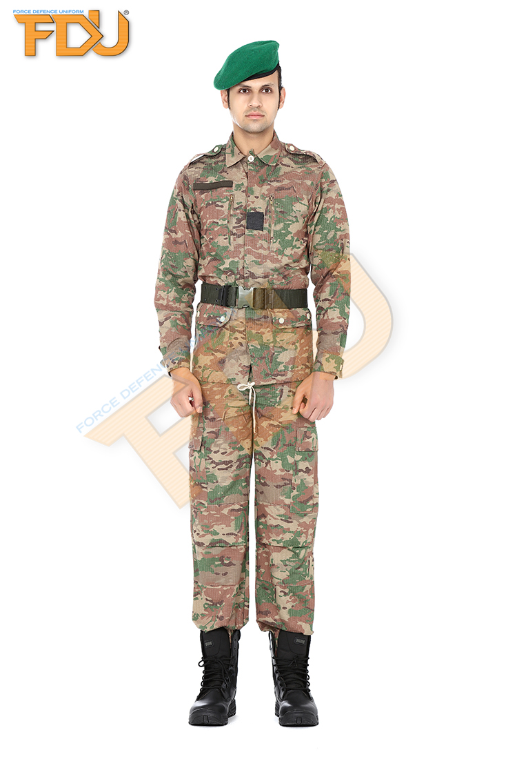 FDU-2067%20Soldier%20Camouflage%20Suit