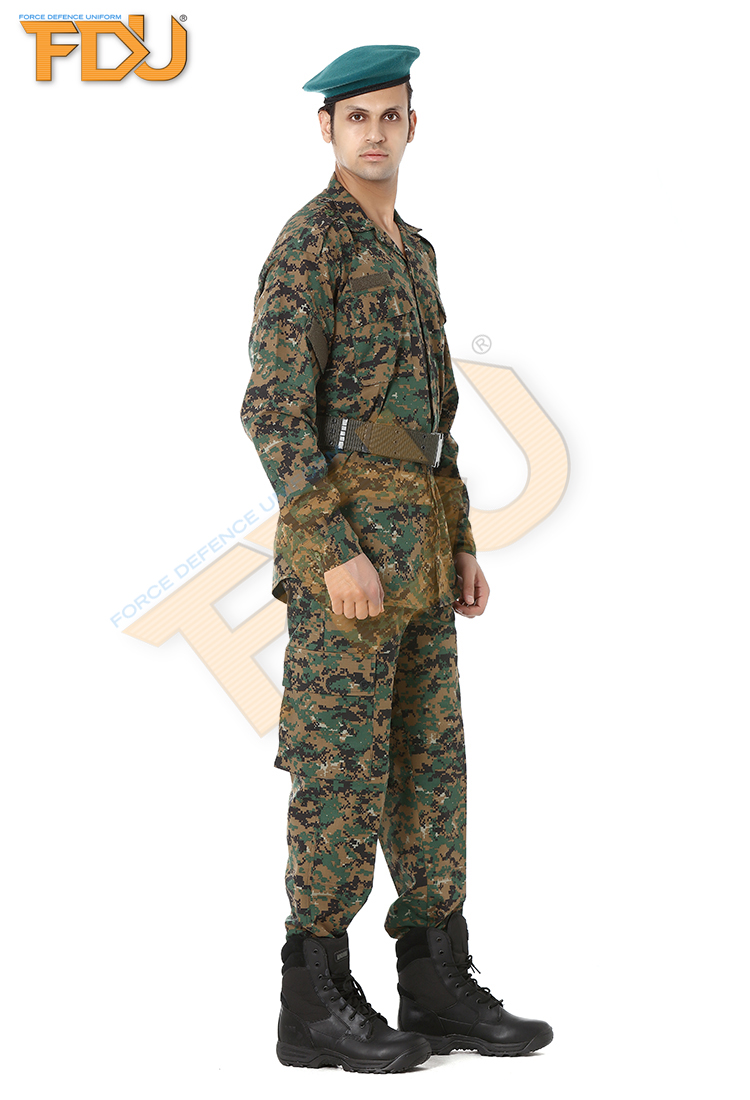 FDU-2071%20Soldier%20Camouflage%20Suit