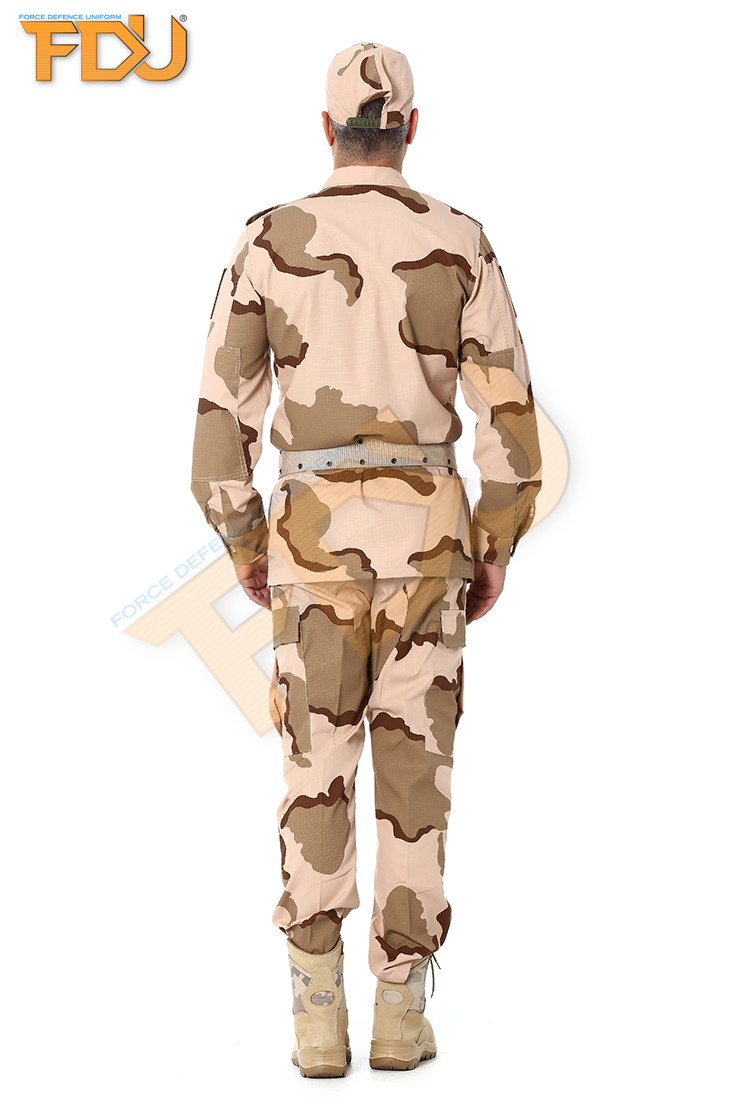 FDU-2077%20Soldier%20Camouflage%20Suit