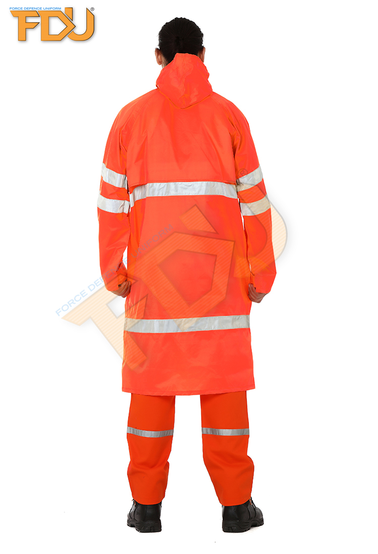 FDU-2687%20Raincoat%20Suit